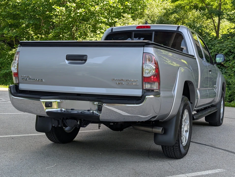 2015 Toyota Tacoma 2nd Gen - Image 27 of 31