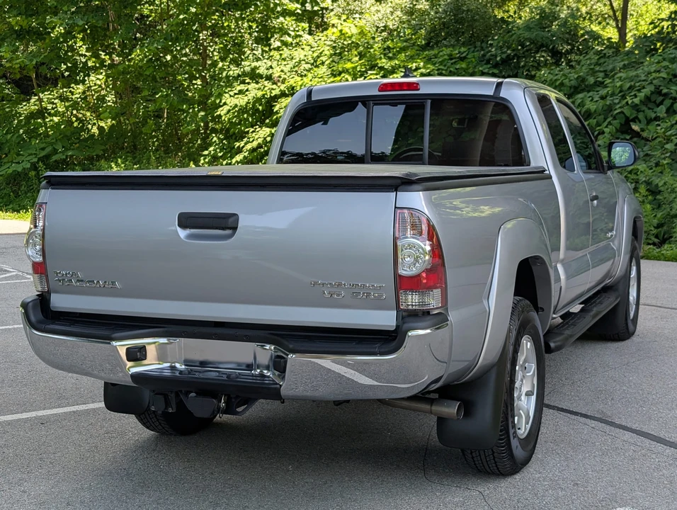 2015 Toyota Tacoma 2nd Gen - Image 28 of 31