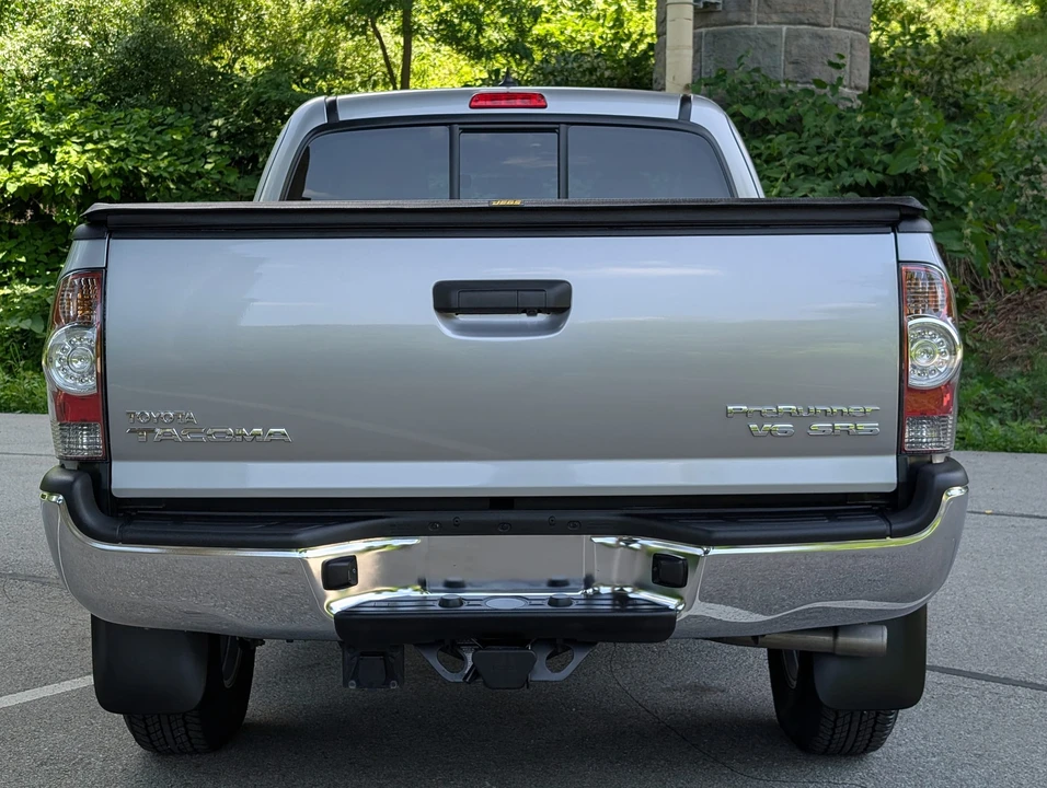 2015 Toyota Tacoma 2nd Gen - Image 30 of 31
