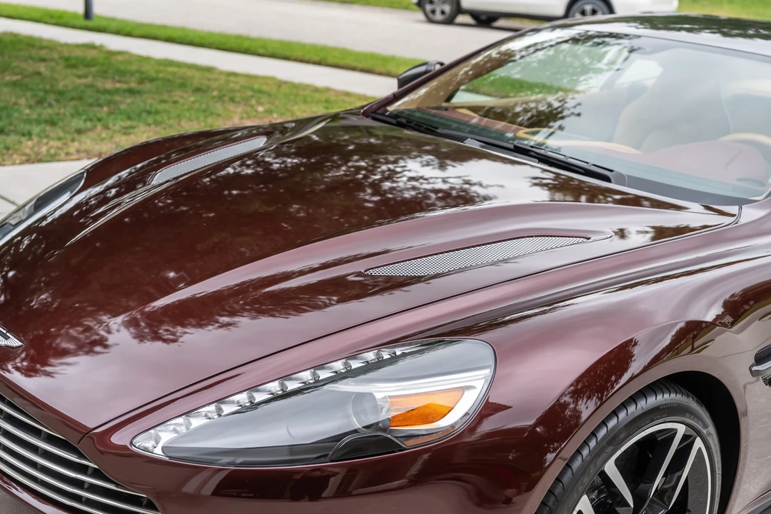 2016 Aston Martin Vanquish 2nd Gen - Image 23 of 31