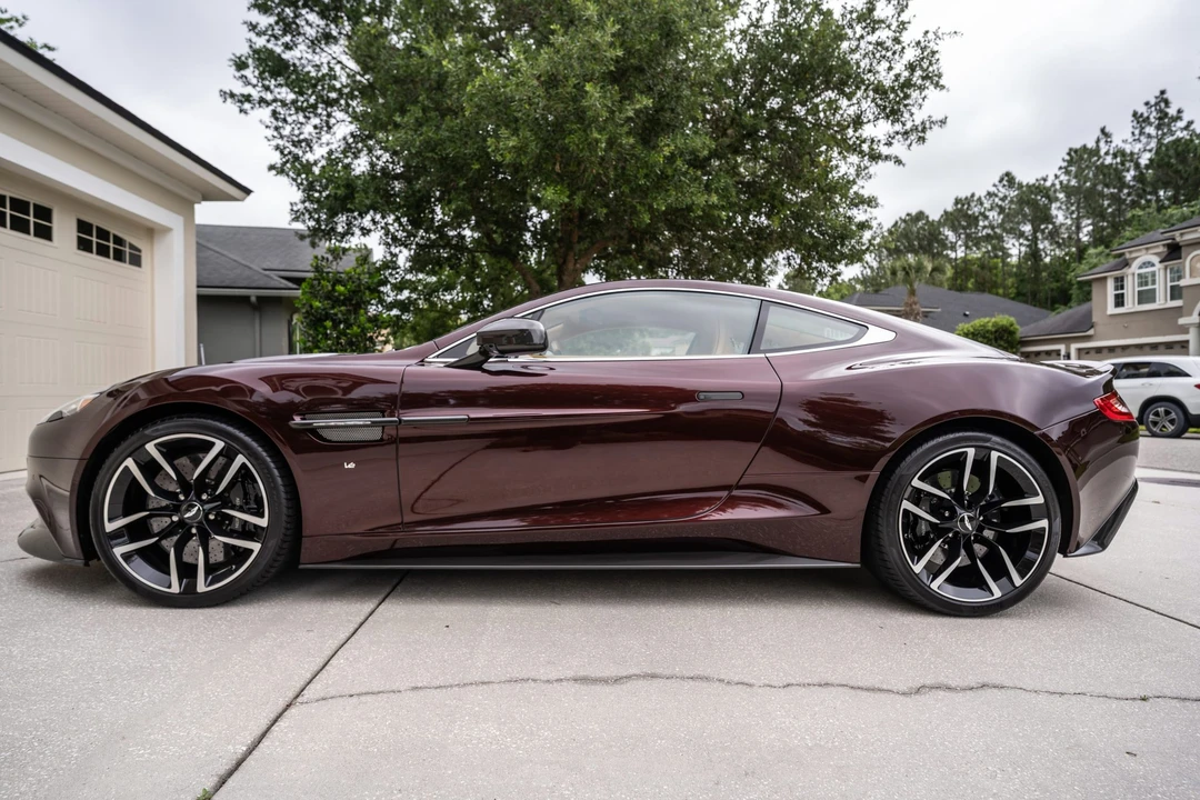 2016 Aston Martin Vanquish 2nd Gen - Image 7 of 31