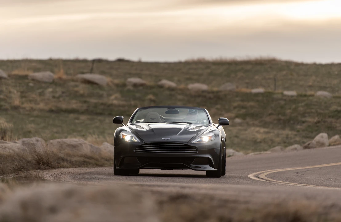 2016 Aston Martin Vanquish 2nd Gen - Image 27 of 31