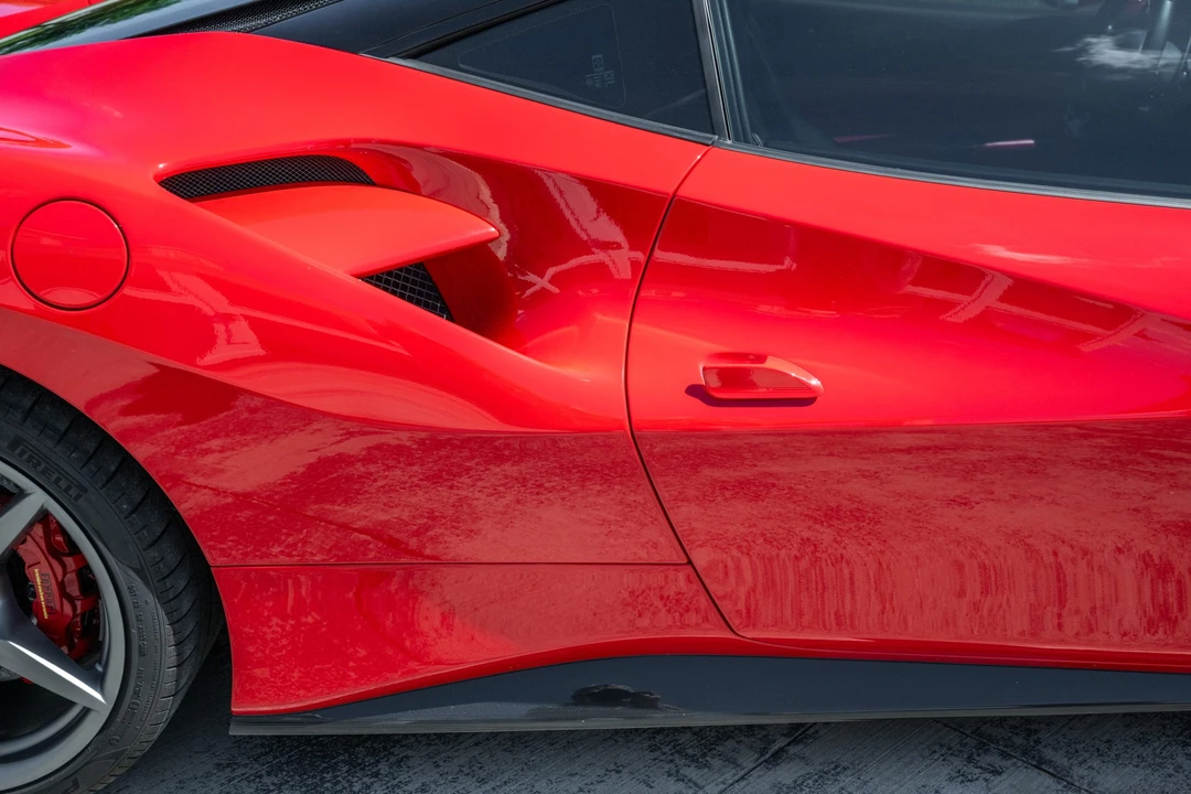 2016 Ferrari 488 GTB - Image 21 of 31