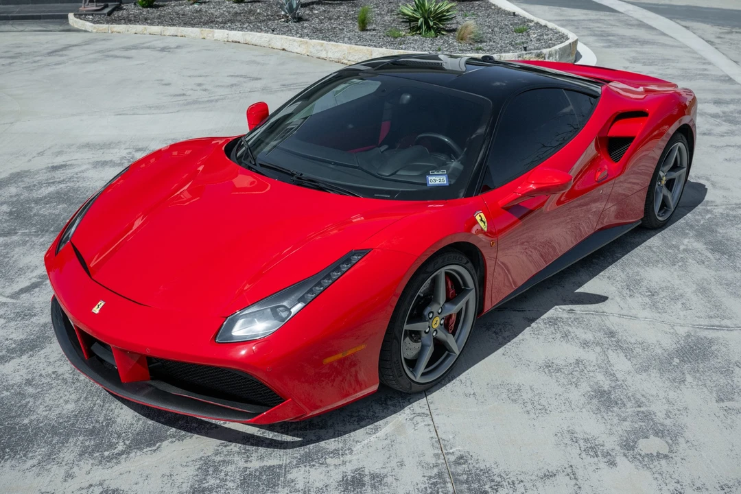 2016 Ferrari 488 GTB - Image 3 of 31