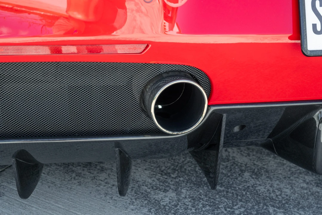 2016 Ferrari 488 GTB - Image 28 of 31