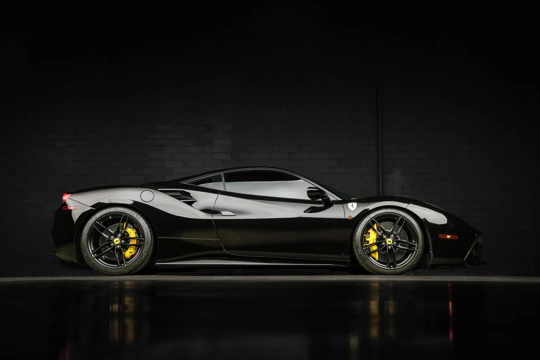 2016 Ferrari 488 GTB - Image 16 of 31
