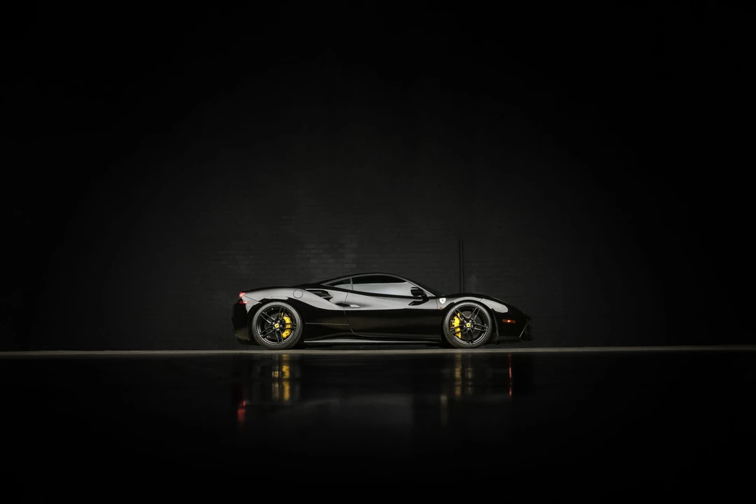 2016 Ferrari 488 GTB - Image 17 of 31