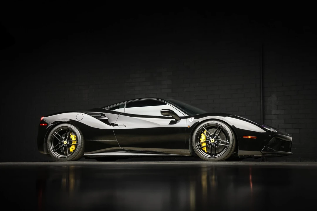 2016 Ferrari 488 GTB - Image 15 of 31