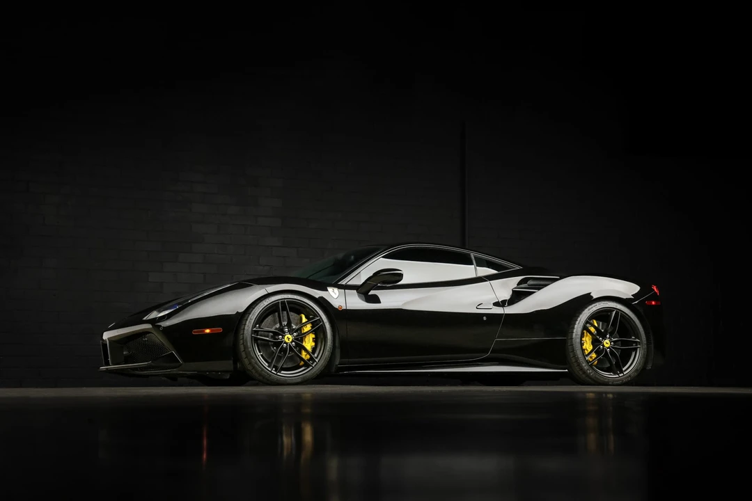 2016 Ferrari 488 GTB - Image 2 of 31