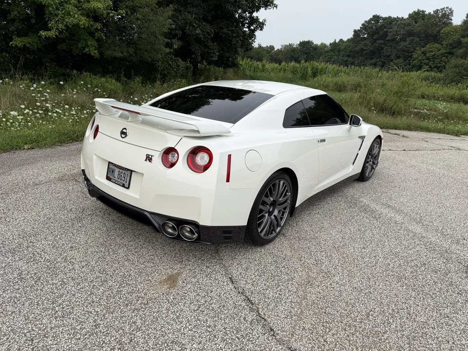 2016 Nissan R35 GT-R Premium - Image 28 of 31