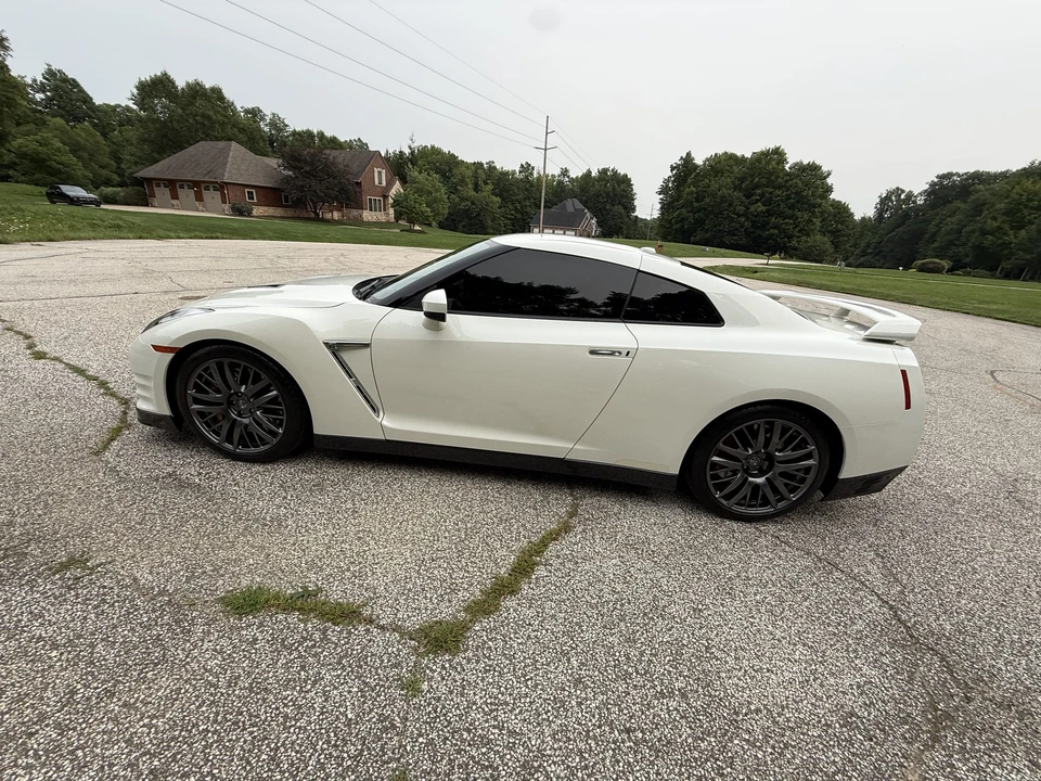 2016 Nissan R35 GT-R Premium - Image 11 of 31