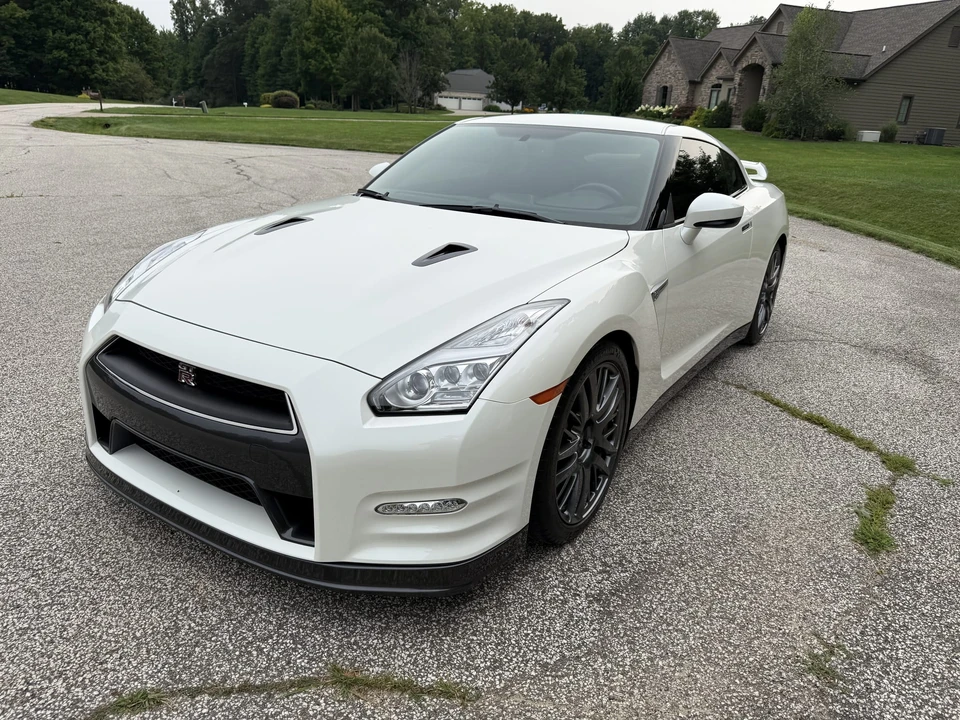 2016 Nissan R35 GT-R Premium - Image 4 of 31