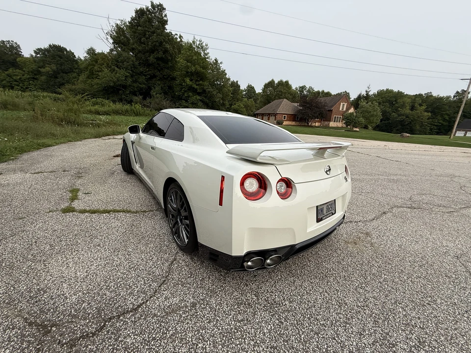 2016 Nissan R35 GT-R Premium - Image 17 of 31
