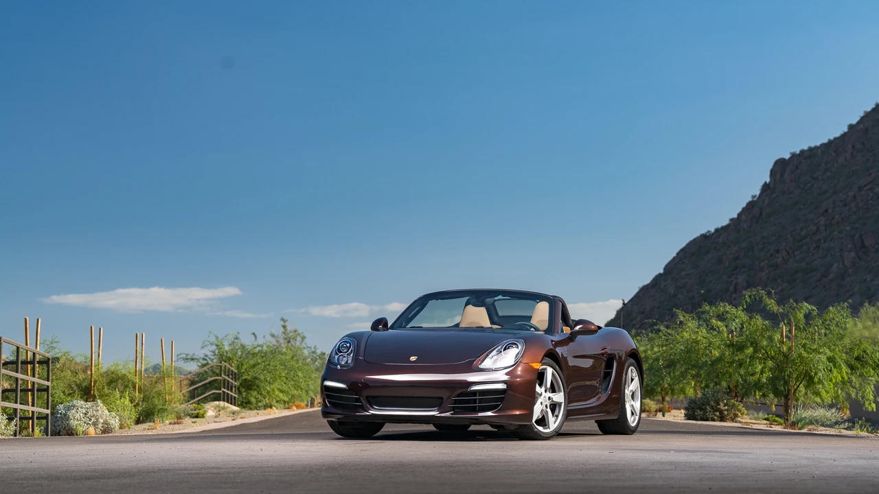 2016 Porsche 981 Boxster - Image 5 of 31