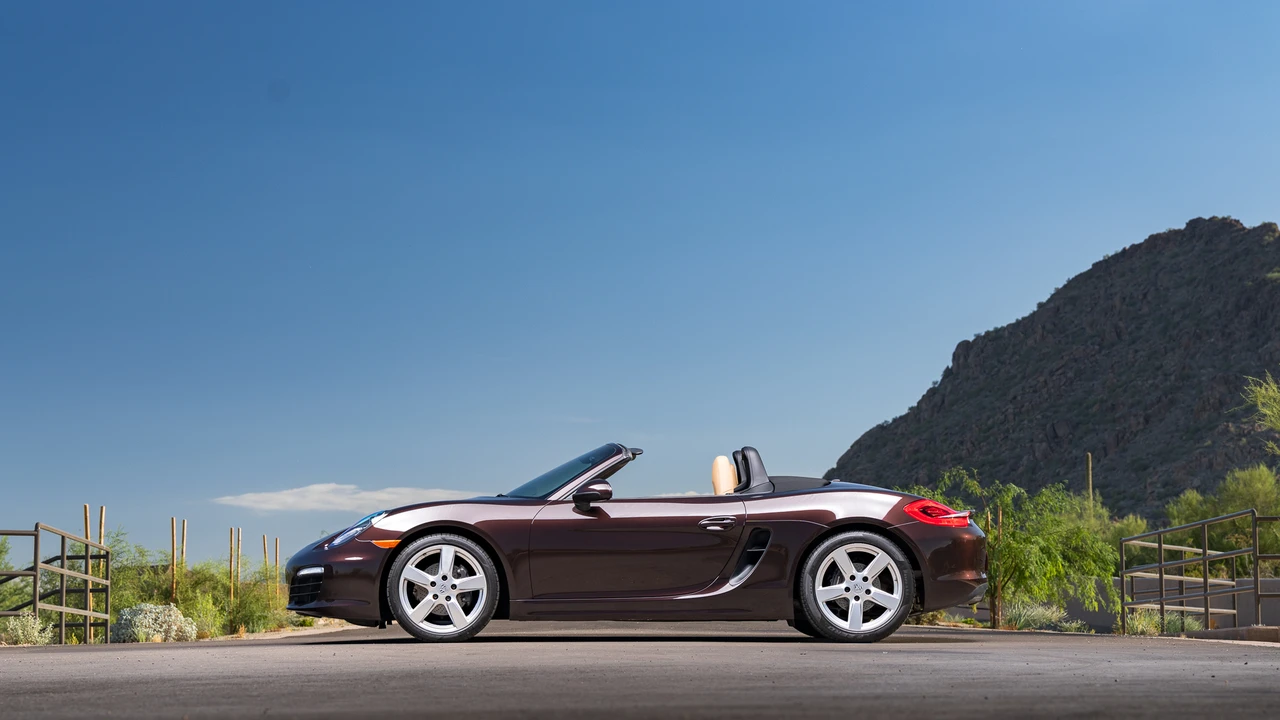 2016 Porsche 981 Boxster - Image 26 of 31