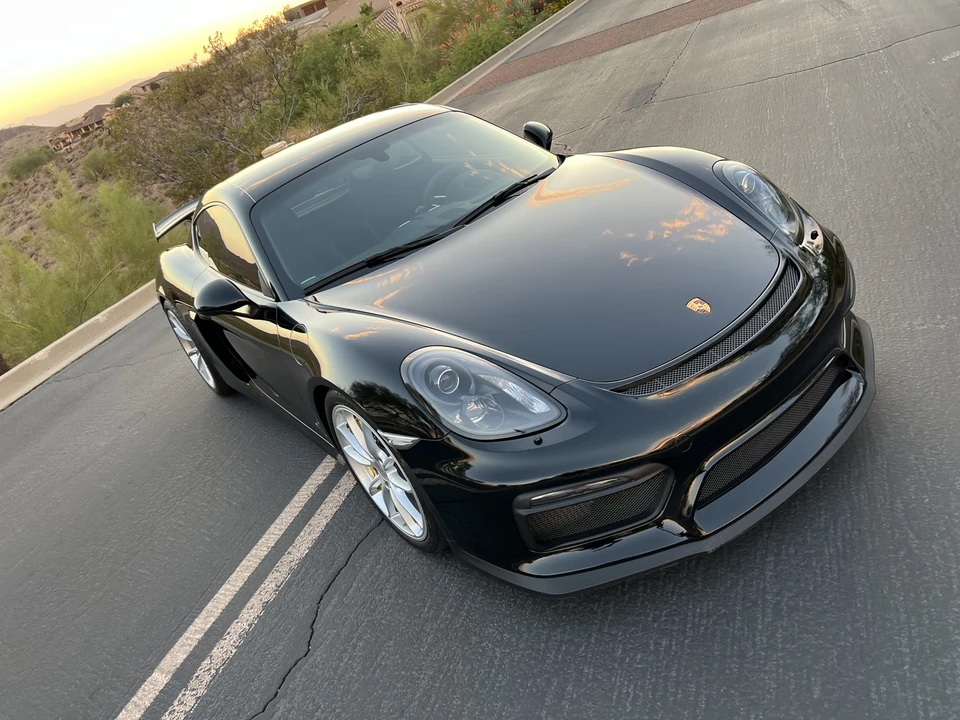 2016 Porsche 981 Cayman GT4 - Image 17 of 31