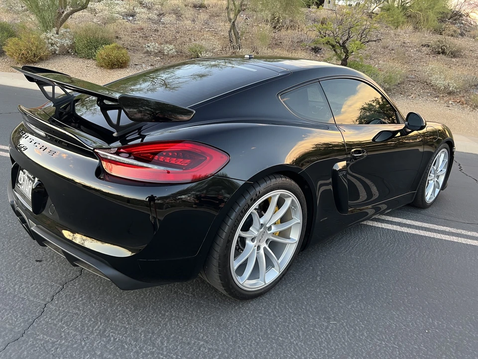2016 Porsche 981 Cayman GT4 - Image 21 of 31