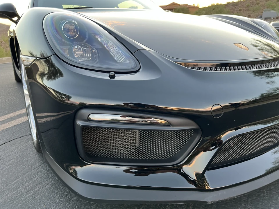2016 Porsche 981 Cayman GT4 - Image 28 of 31