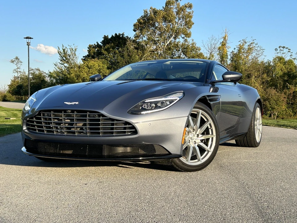 2017 Aston Martin DB11 V12 - Image 4 of 31