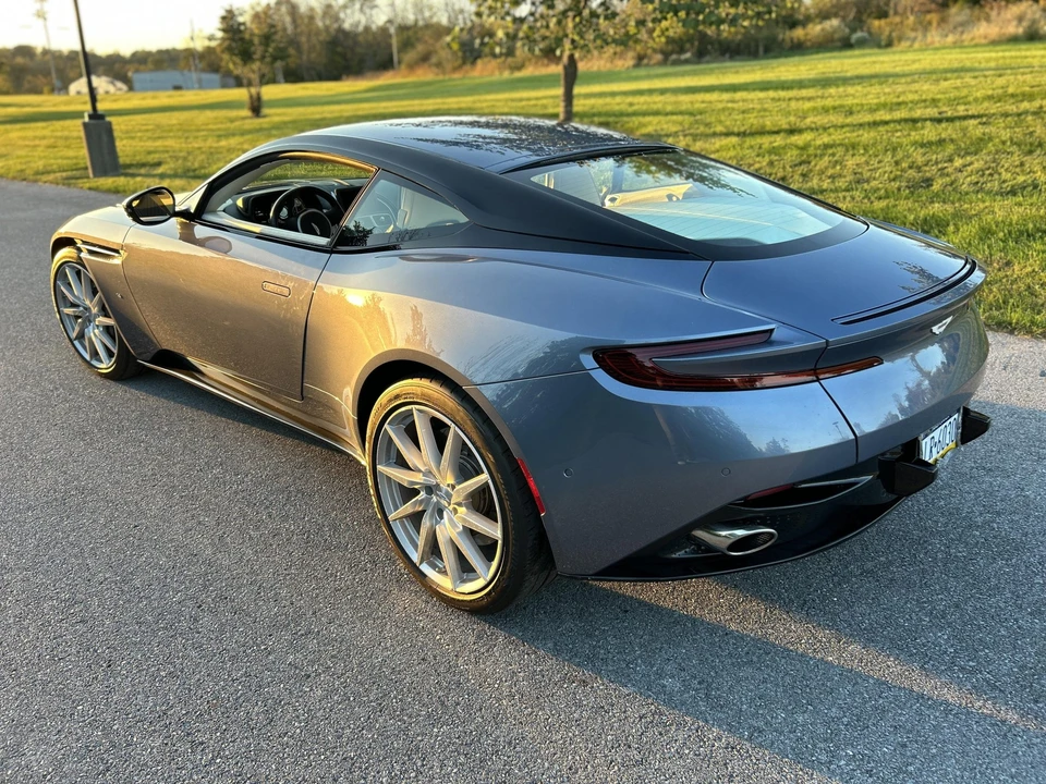 2017 Aston Martin DB11 V12 - Image 17 of 31