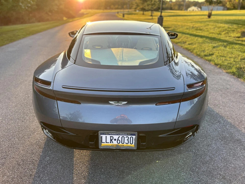 2017 Aston Martin DB11 V12 - Image 19 of 31