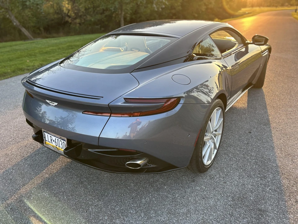 2017 Aston Martin DB11 V12 - Image 20 of 31