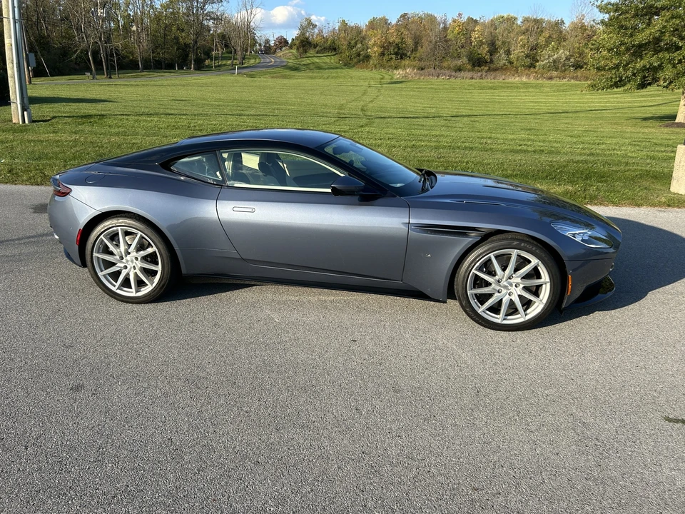 2017 Aston Martin DB11 V12 - Image 26 of 31