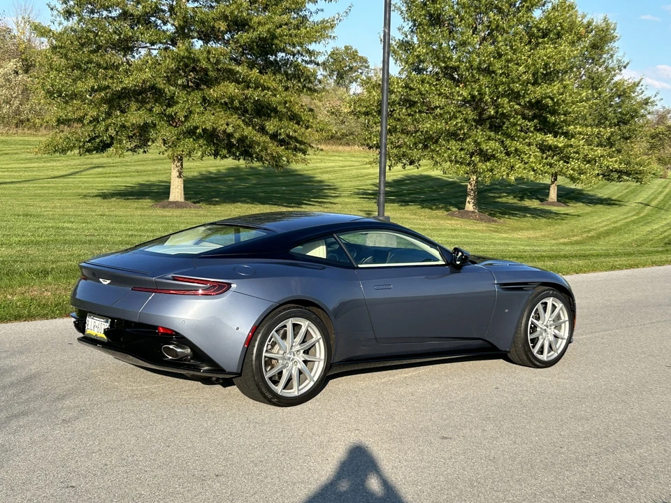 2017 Aston Martin DB11 V12 - Image 22 of 31