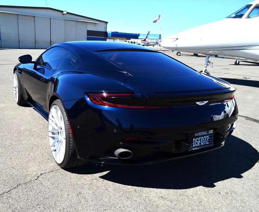 2017 Aston Martin DB11 V12 - Image 11 of 31