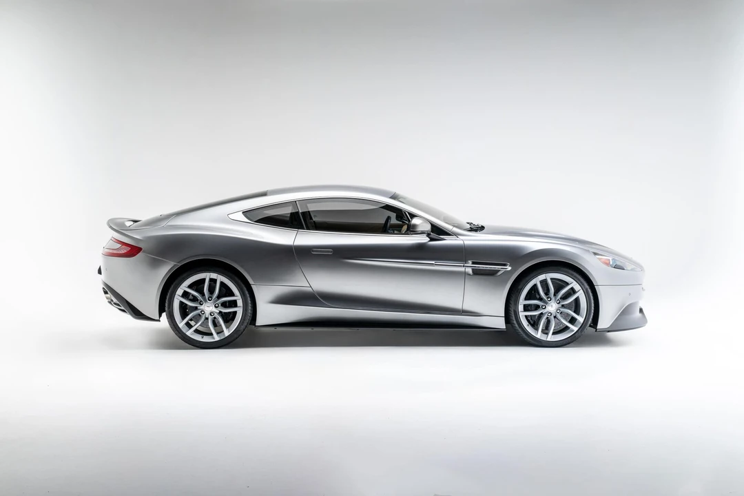 2017 Aston Martin Vanquish 2nd Gen - Image 16 of 31