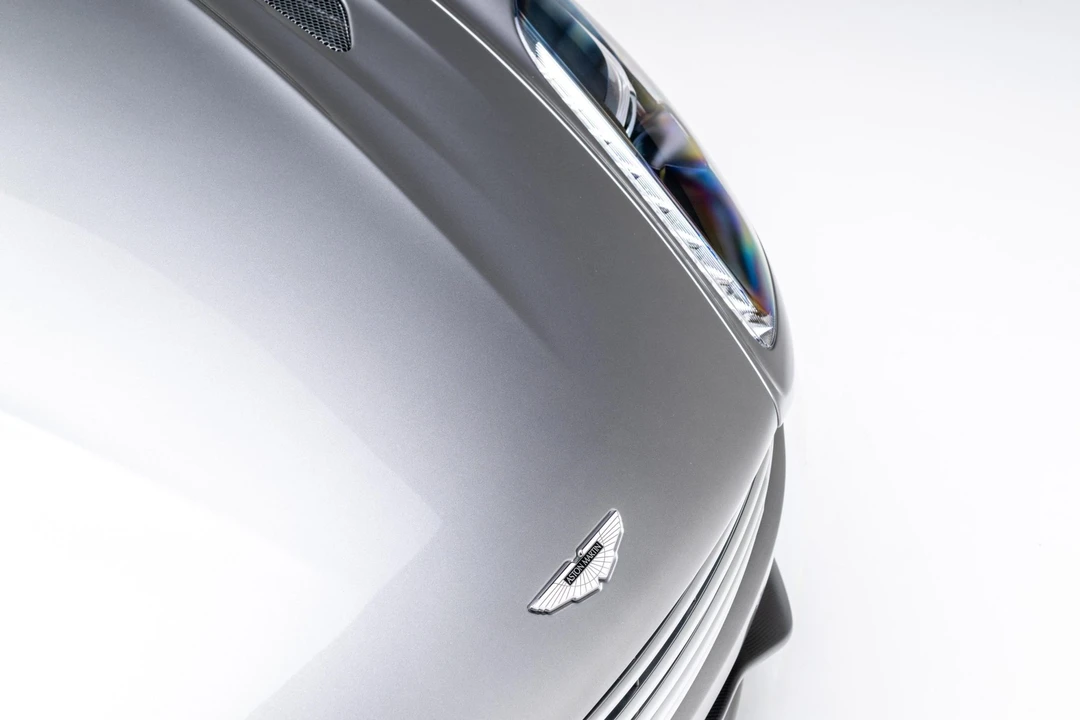2017 Aston Martin Vanquish 2nd Gen - Image 26 of 31