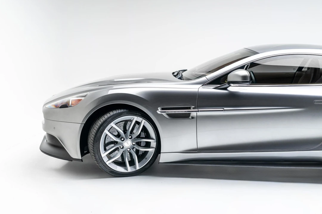 2017 Aston Martin Vanquish 2nd Gen - Image 19 of 31
