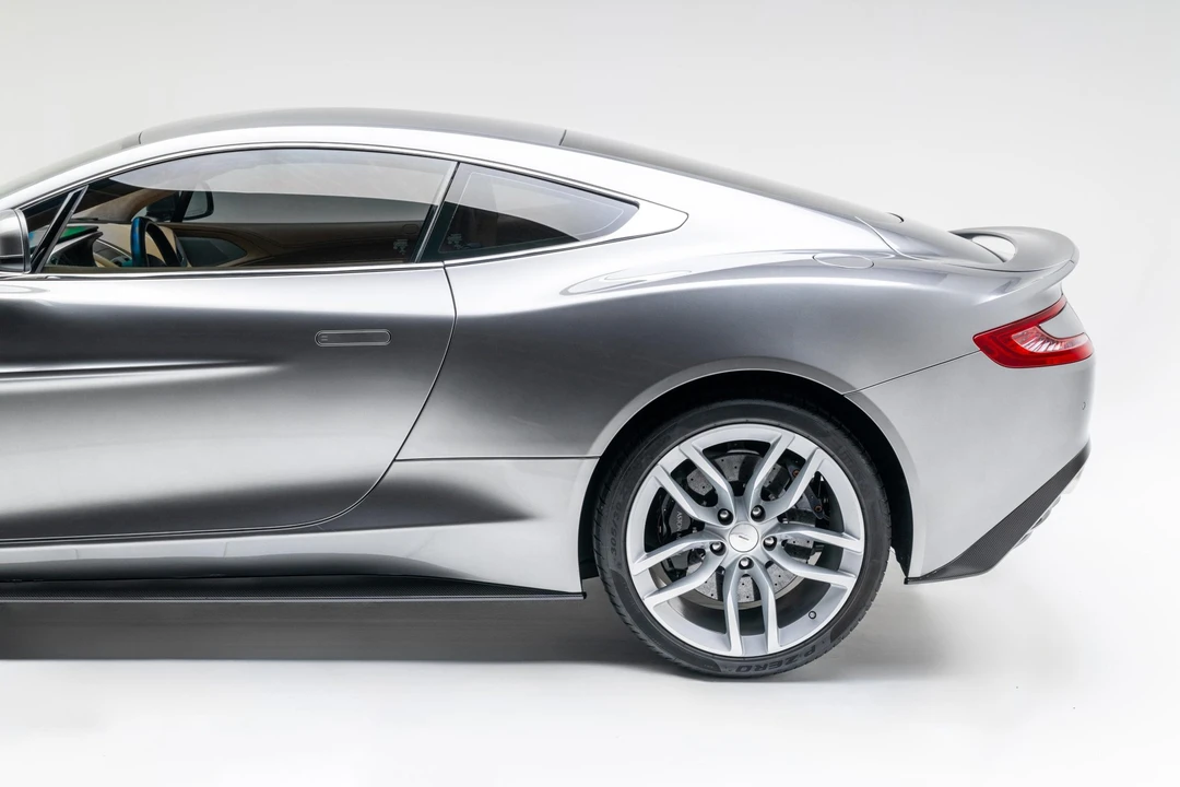 2017 Aston Martin Vanquish 2nd Gen - Image 20 of 31