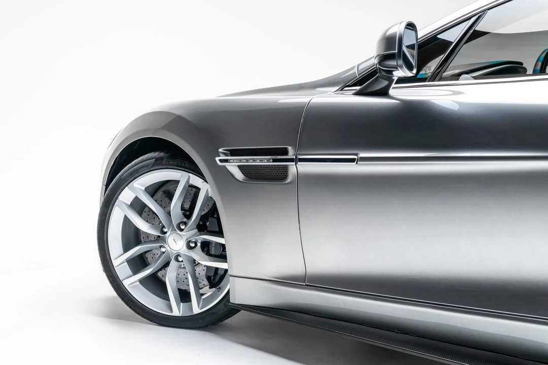 2017 Aston Martin Vanquish 2nd Gen - Image 27 of 31