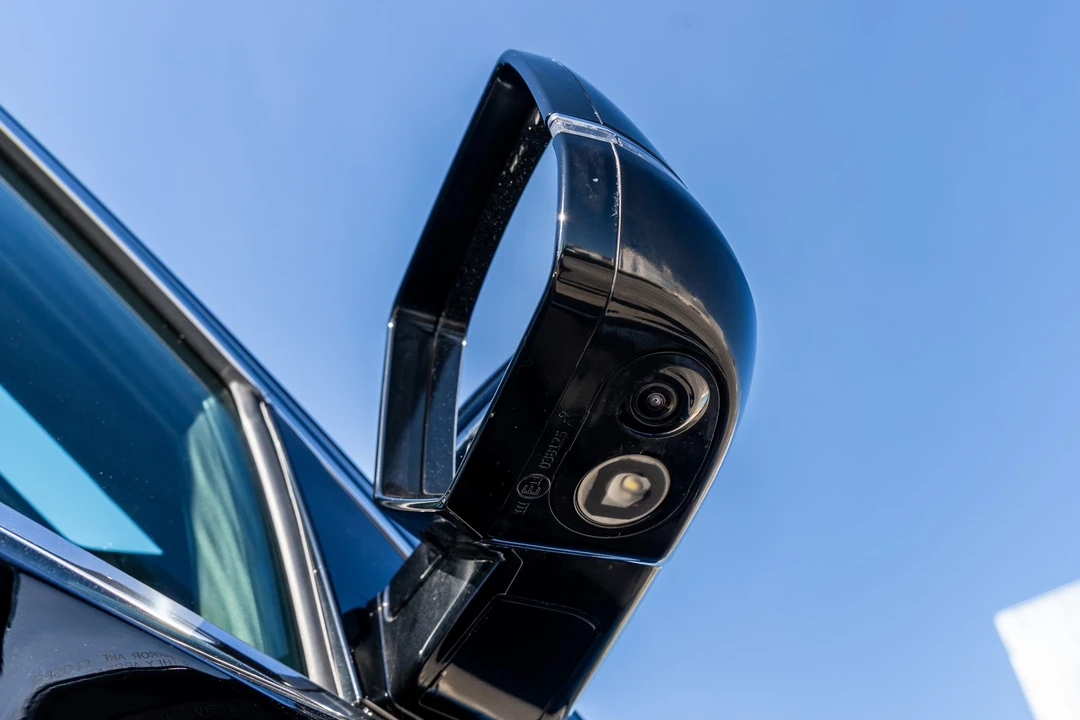 2017 Cadillac Escalade 4th Gen - Image 31 of 31