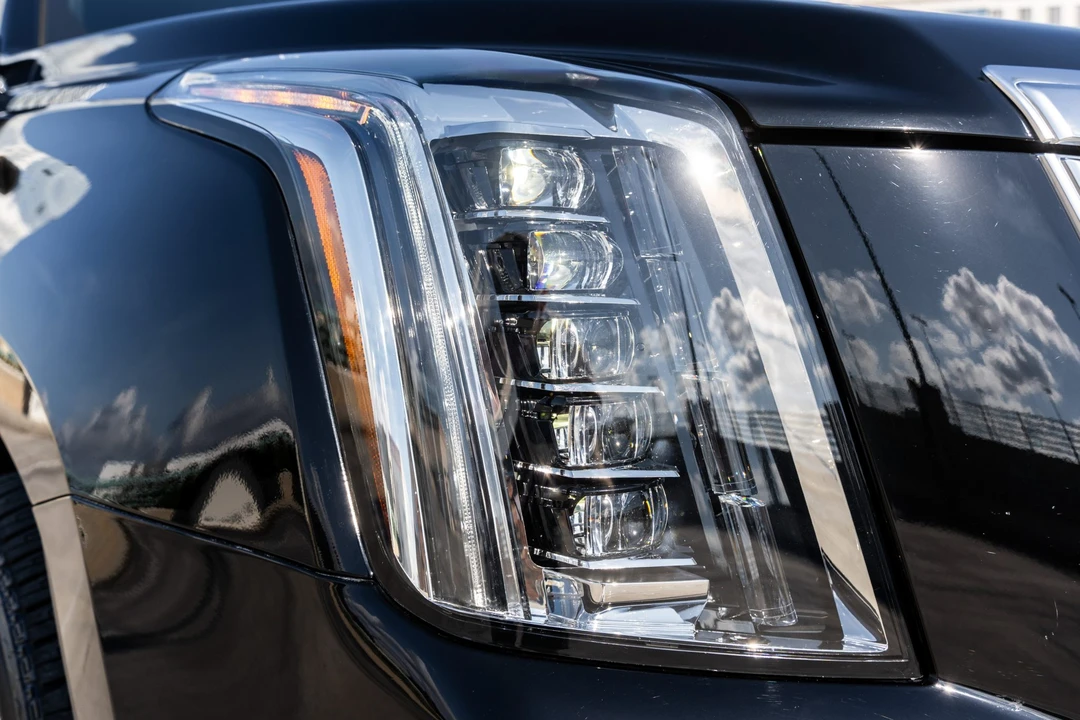 2017 Cadillac Escalade 4th Gen - Image 12 of 31