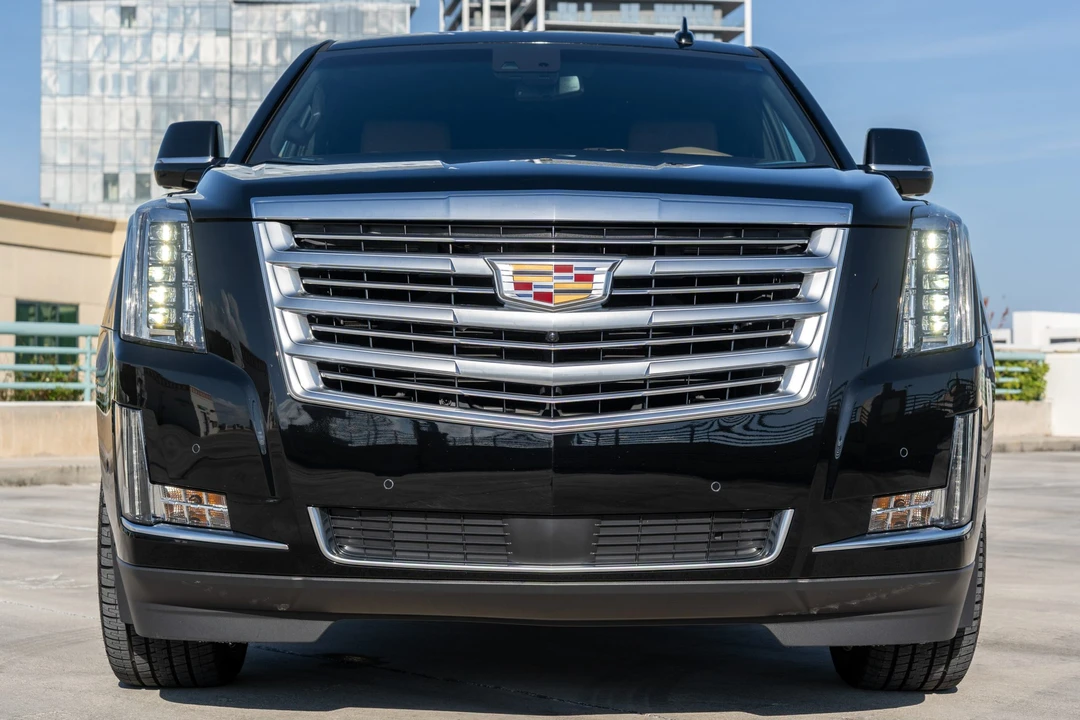 2017 Cadillac Escalade 4th Gen - Image 9 of 31
