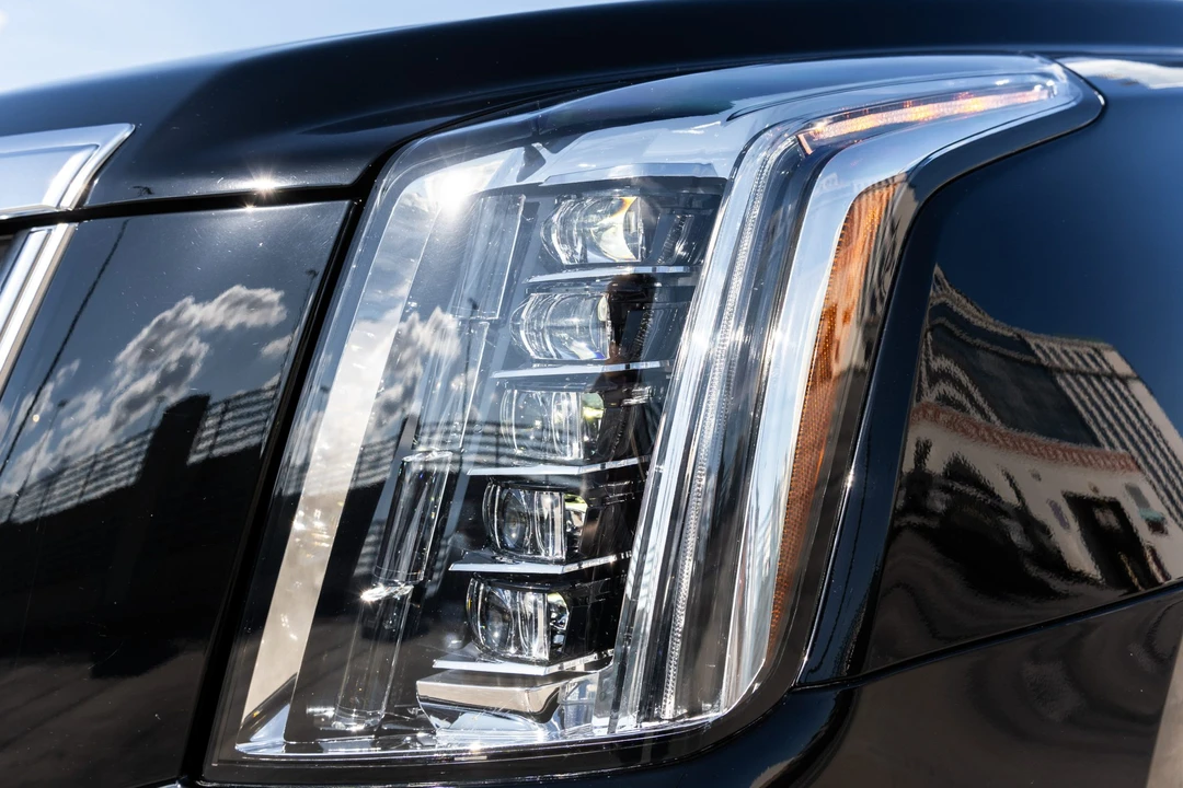 2017 Cadillac Escalade 4th Gen - Image 13 of 31