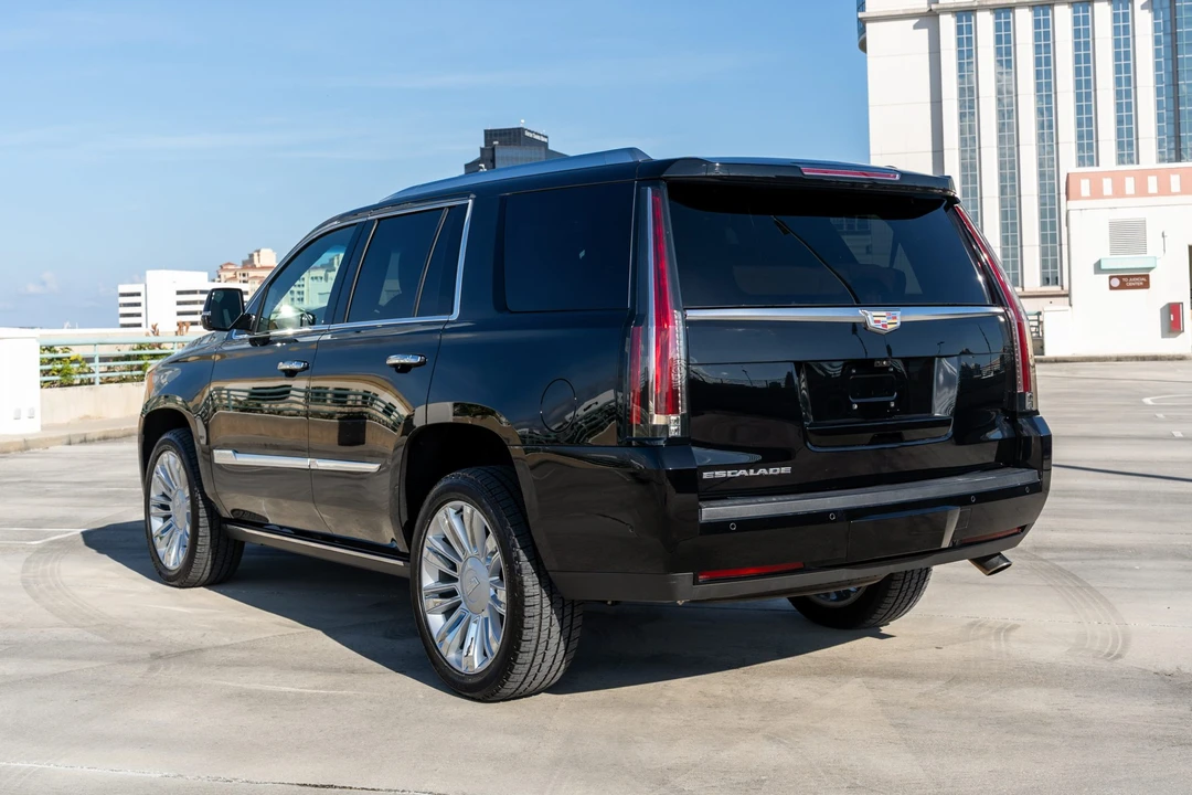 2017 Cadillac Escalade 4th Gen - Image 3 of 31
