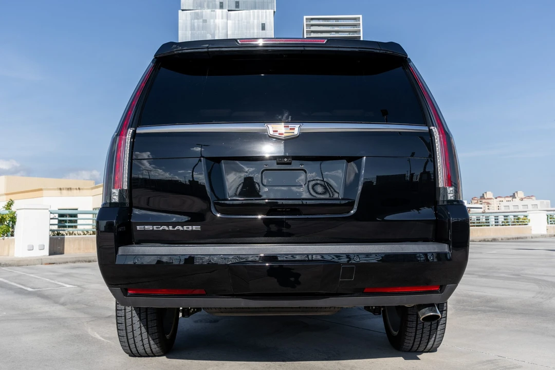 2017 Cadillac Escalade 4th Gen - Image 14 of 31
