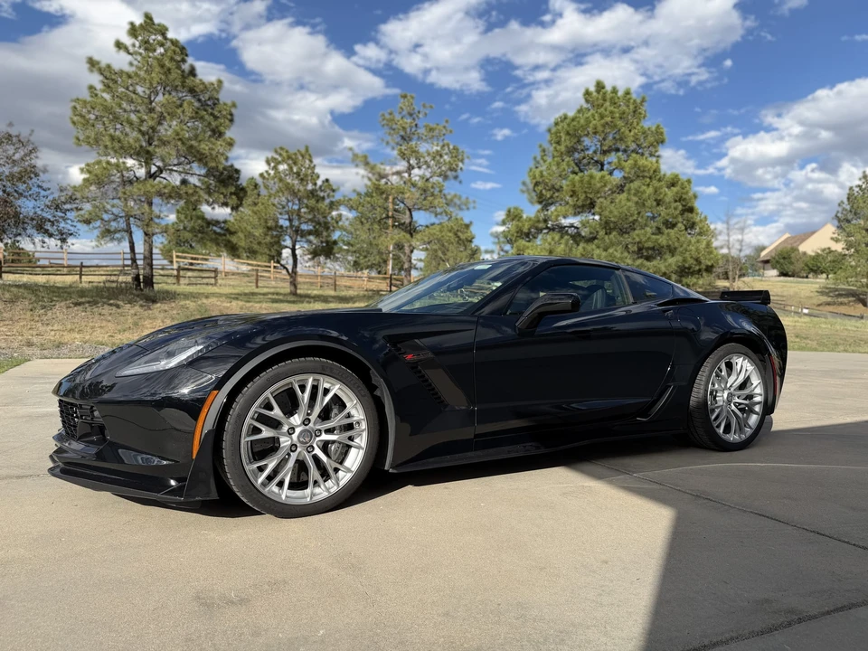 2017 Chevrolet Corvette C7 Z06 - Image 2 of 31