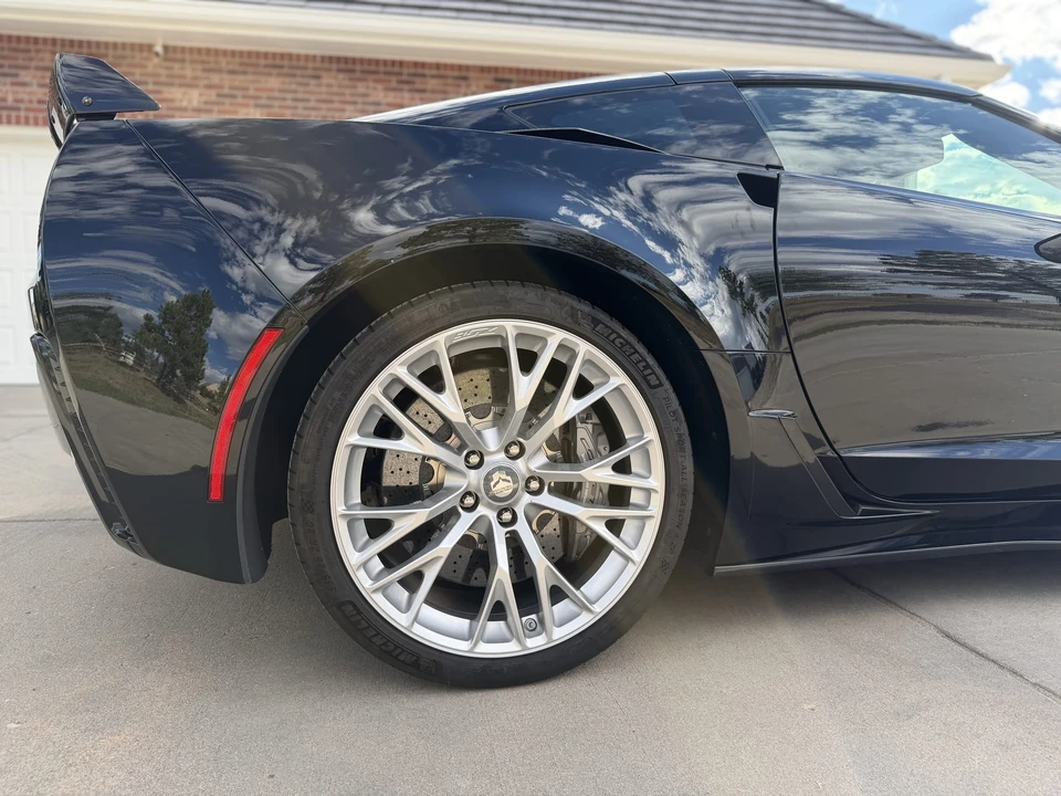 2017 Chevrolet Corvette C7 Z06 - Image 19 of 31