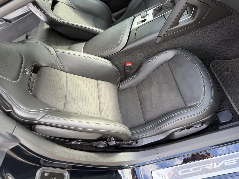 2017 Chevrolet Corvette C7 Z06 - Image 27 of 31