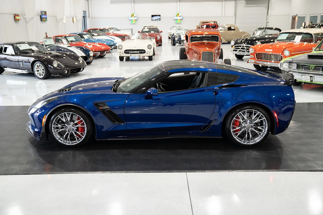 2017 Chevrolet Corvette C7 Z06 - Image 8 of 31