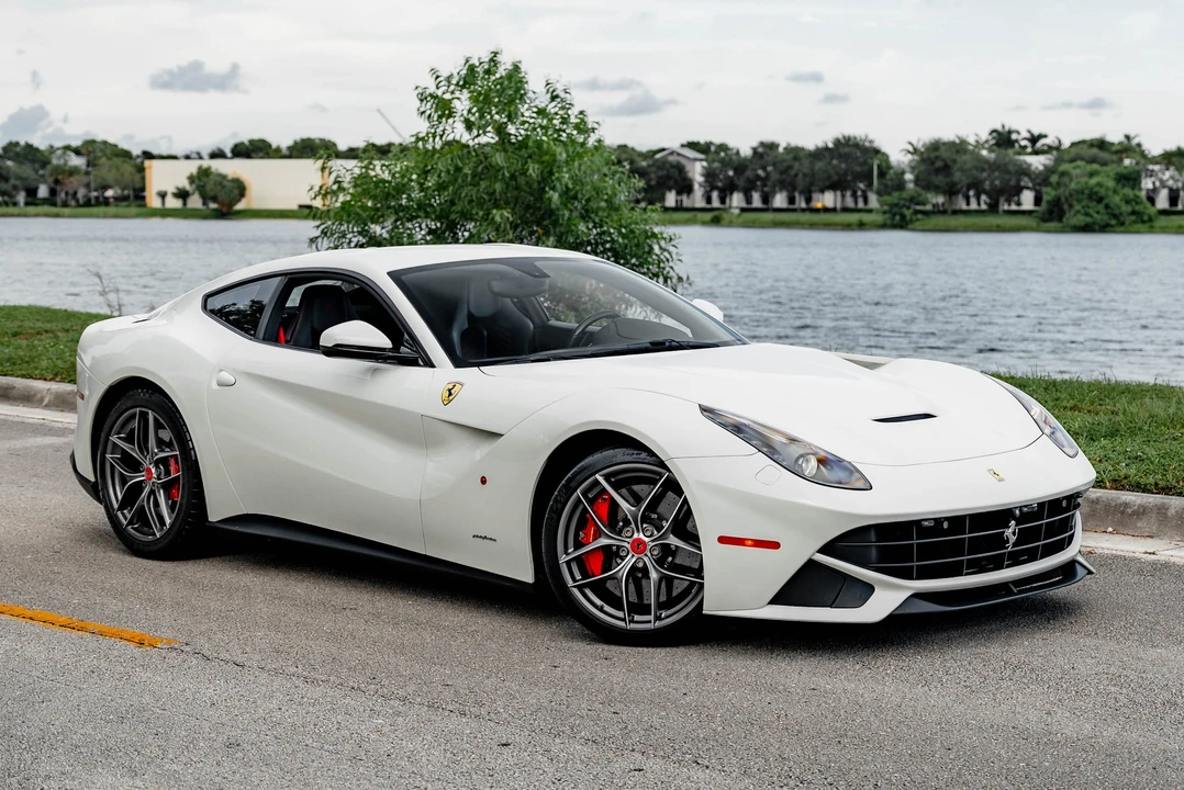 2017 Ferrari F12berlinetta - Image 6 of 31