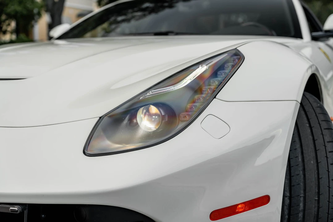 2017 Ferrari F12berlinetta - Image 16 of 31