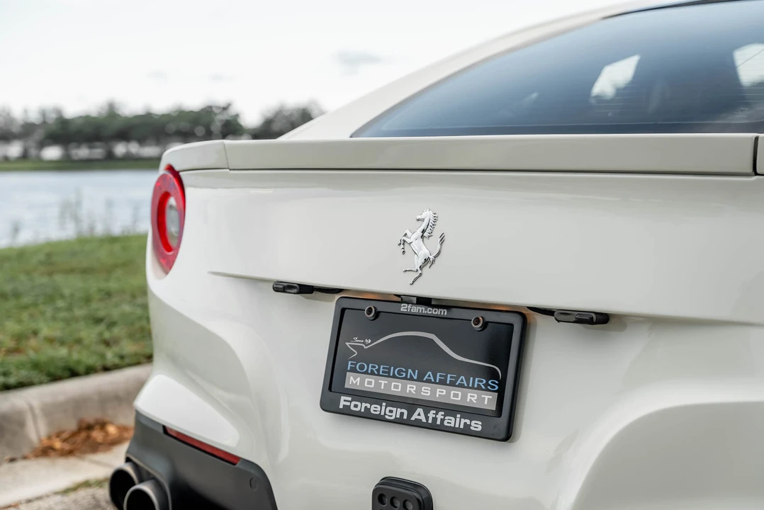 2017 Ferrari F12berlinetta - Image 25 of 31