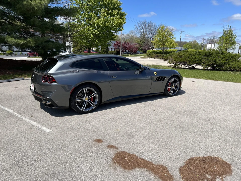 2017 Ferrari GTC4Lusso - Image 22 of 31