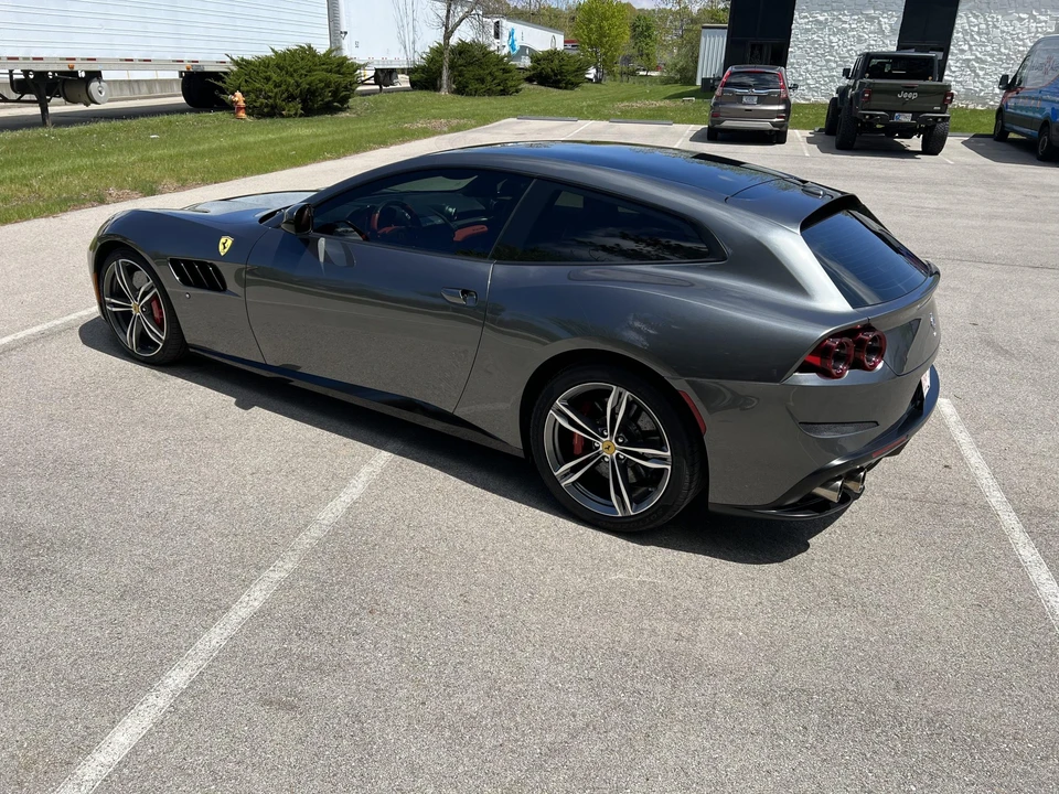 2017 Ferrari GTC4Lusso - Image 13 of 31