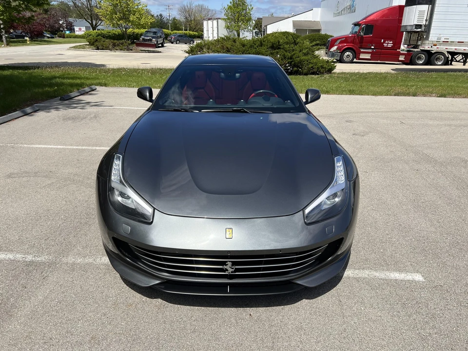 2017 Ferrari GTC4Lusso - Image 4 of 31